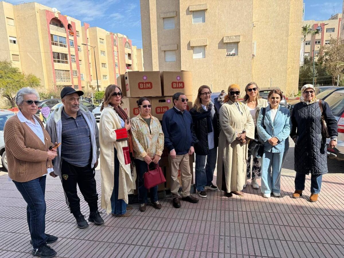 Membres du Cercle lors de la distribution des paniers de Ramadan 2026